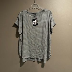 Lildy Curved Hem Striped Tunic Top Size 2XL/3XL